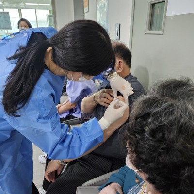 2024년 주야간보호서비스 이용자 독감예방접종 실시 이미지